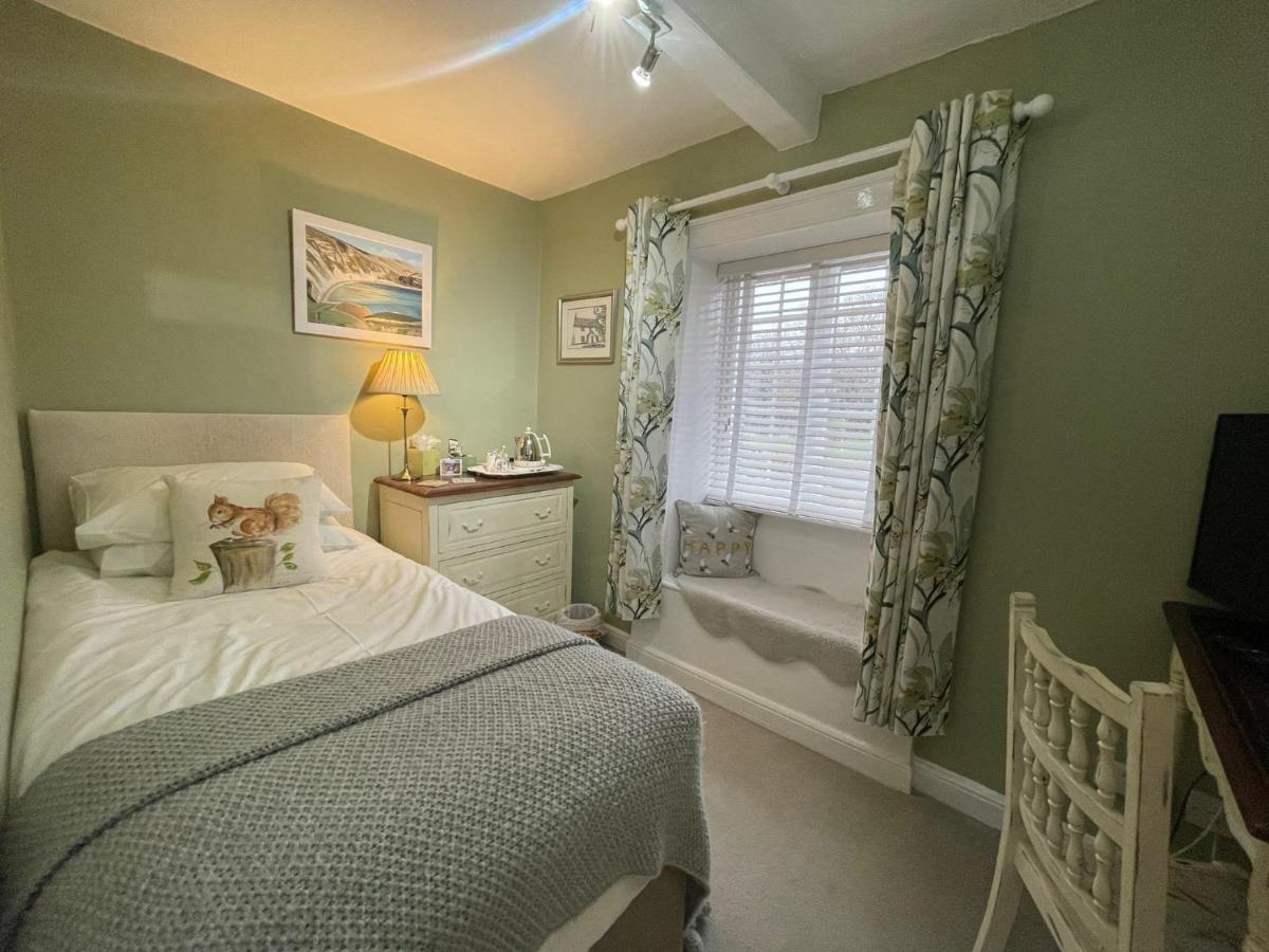 St Leonards Farmhouse Bed and Breakfast Blandford Forum Buitenkant foto